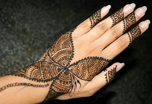 Sommerfugl Mehndi -designs til hænder