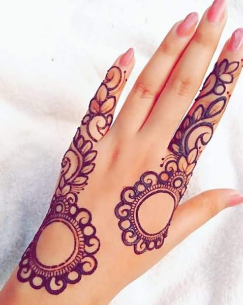 hátsó kéz mehndi design