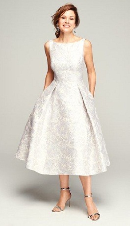 Tilpas & amp; Flare Frock