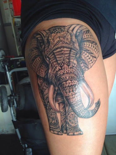Decked Elephant Tattoo for Girls Lår