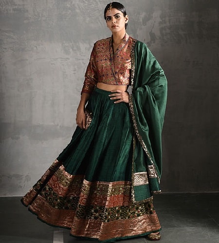 Lehenga Choli Design for Engagement