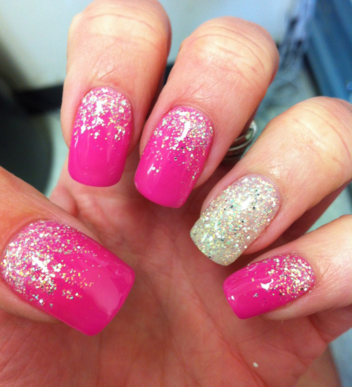 Pink og falmet glitret Gel Nail Art Design