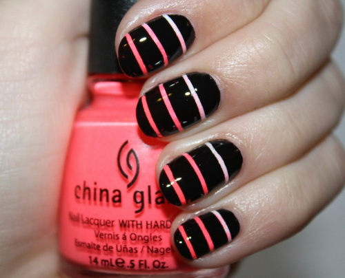 Sorte negle med Peach Stripe Gelish Nail Art Design