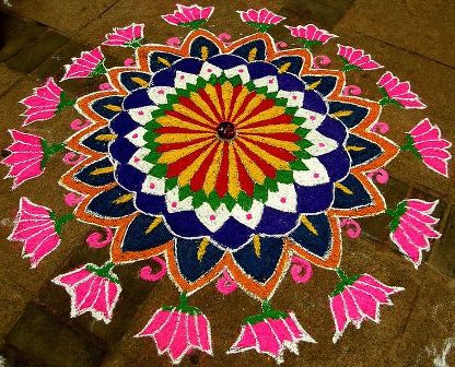 Blomstret rangoli design-2