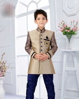 Sherwani til drenge