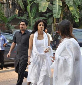 Shilpa Shetty Uden nogen makeup 1