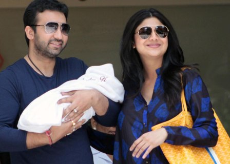Shilpa Shetty Uden nogen makeup 4