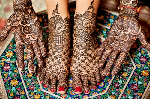 Blomster Mehandi designs til brude