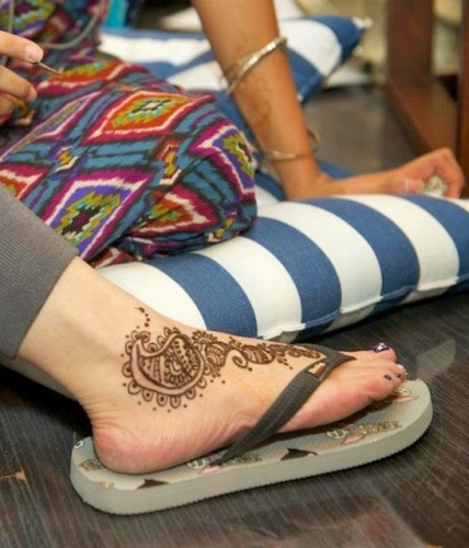 Brun Mehndi til fødderne