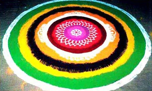 Rangoli designs med forskellige farver