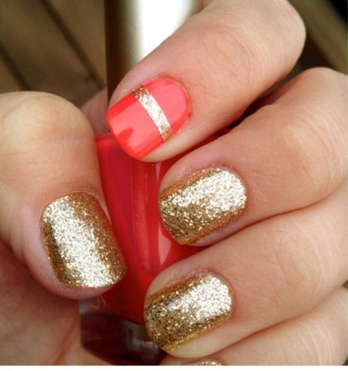 Rød og Golden Glitter Nail Art