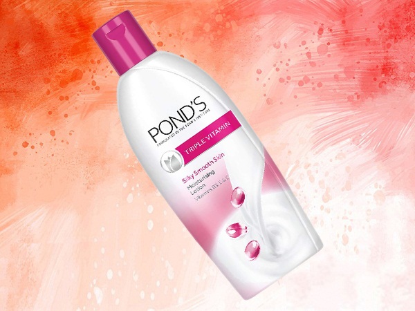 POND'S Triple Vitamin Moisturizing Body Lotion