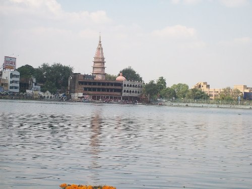 Khatla Pura templom