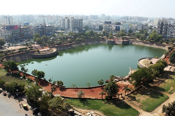 parkok-in-ahmedabad-vastrapur-tó-kert