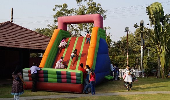 parker-i-andhra-pradesh-yogi-bjørn-minigolf-park