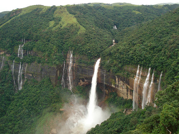 Akashiganga vandfald