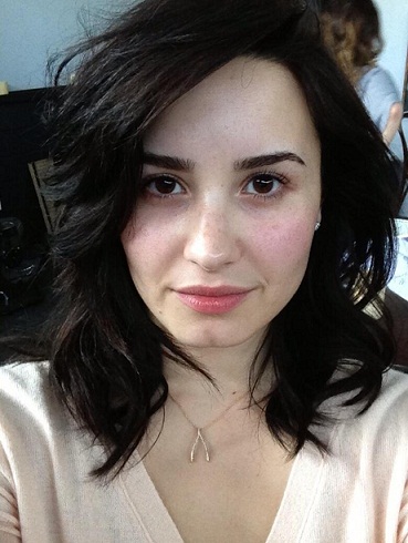 Demi Lovato uden makeup2