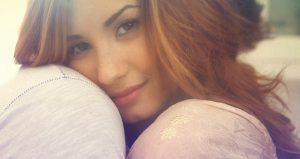 Demi Lovato uden makeup4