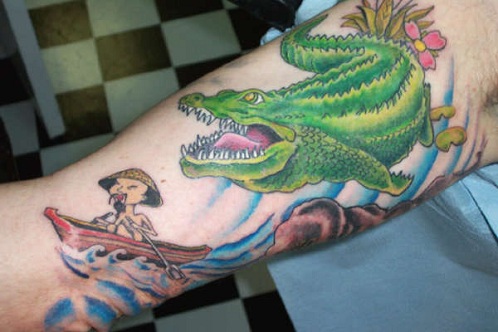 Figyelemre méltó Alligator Tattoo Design ujjakhoz