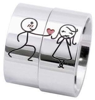 Különös stílusú gyűrűk pároknak