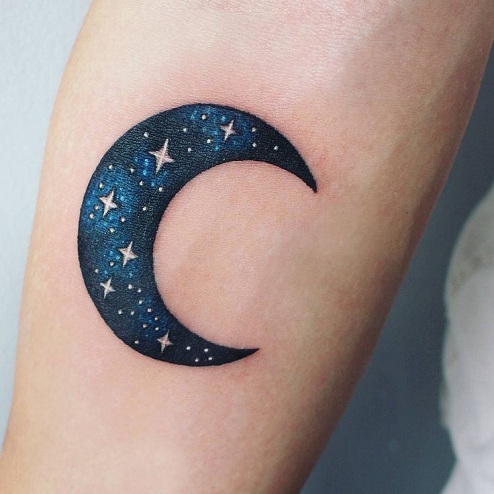 Blue Moon kreativ tatovering