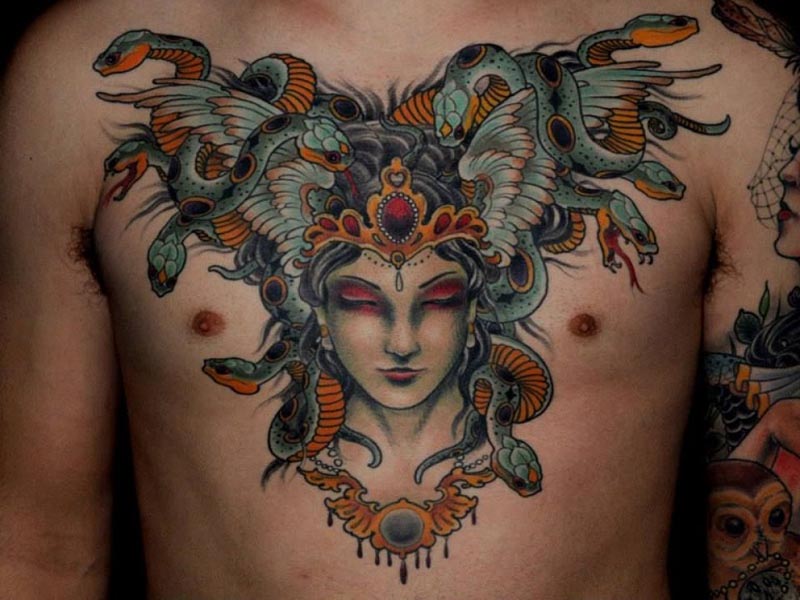 Gyönyörű és ijesztő Medusa Tattoo Designs