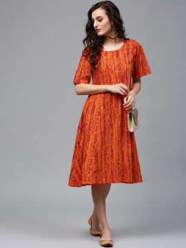 Narancs színű nyomtatott Fit and Flare ruha