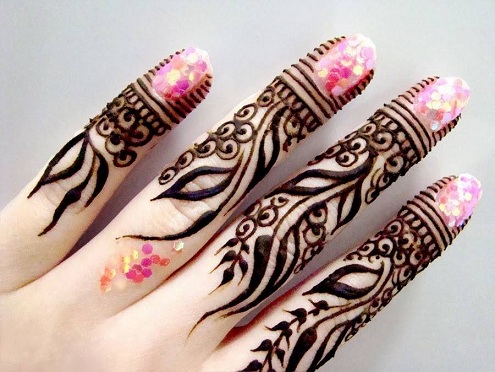 Finger Mehndi designs