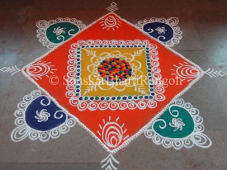 Firkantet formet Galicha Rangoli -design