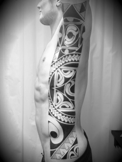 Geometriai maja tetoválás tervezés