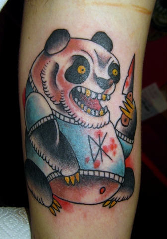 Veszélyes Panda tetoválás