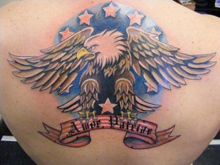Hazafias banner tetoválás