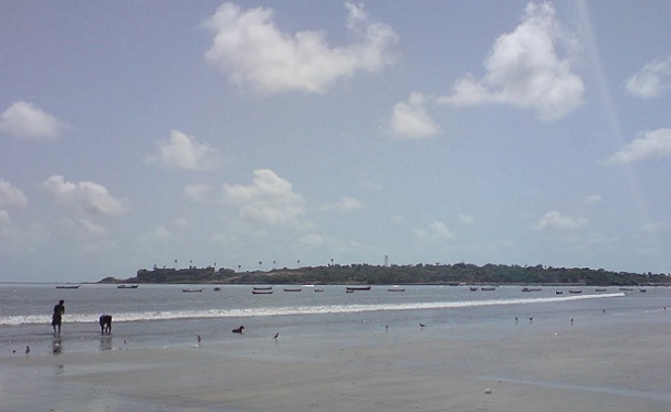 versova strand