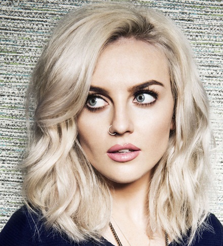 Curled Out Medium Blonde Frisure