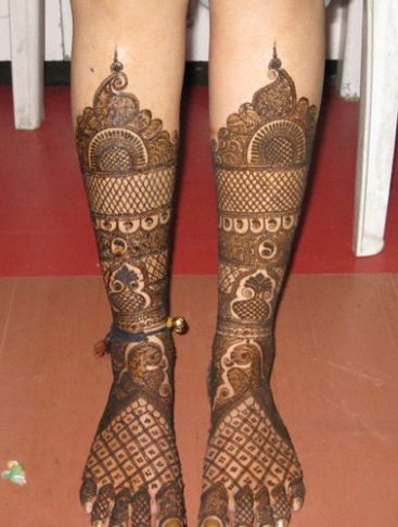 Bombay Mehandi Design til ben