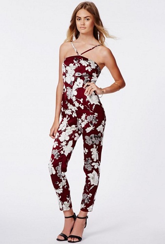 Oxblood halterneck blomstret jumpsuits