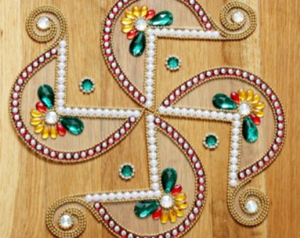 kundan Style Swastika Design