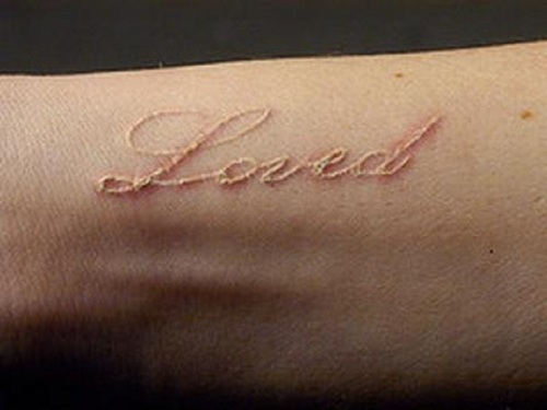 hogy szeressenek Tetoválás