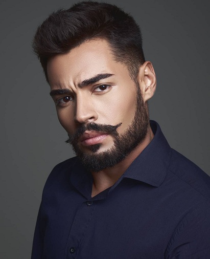 A Jóképű Hunk Look