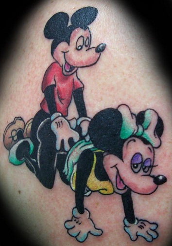 Vidám Mickey és Minnie Tattoo Design
