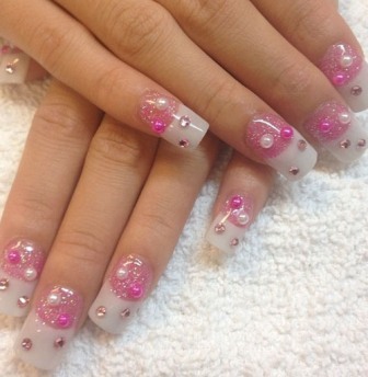 Csillogó Bling Nails