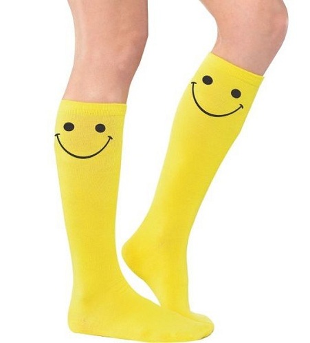 Sárga térdmagas zokni Smiley -vel