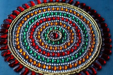 Körkörös Kundan Rangoli Design