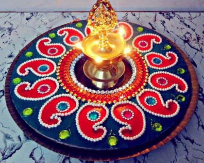Hagyományos Kundan Rangoli