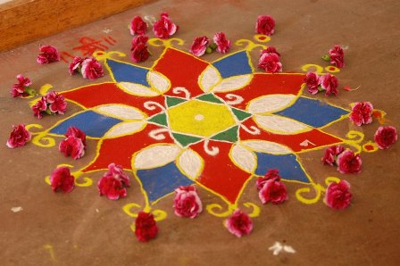 Border Line Rangoli Design