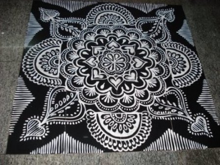 Line Rangoli -designs i sort -hvide farver