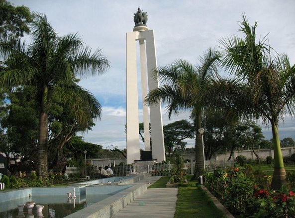 shaheed-minar_manipur-turist-steder