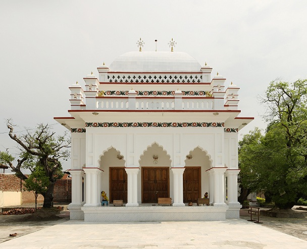 az-lord-Krisna-templom_manipur-turista-helyek