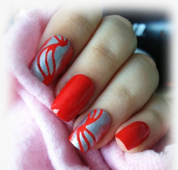 Stencil Red Nail Art Design