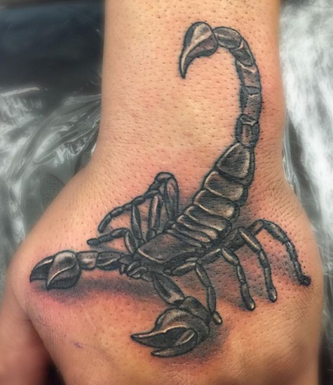A legjobb Skorpió tetoválás minták és jelentések 9